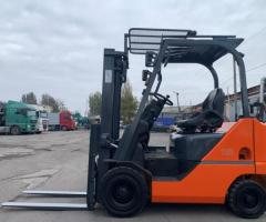 Вилочний автонавантажувач TCM (Nissan), грудень 2018 року Модель: FGE15T5.