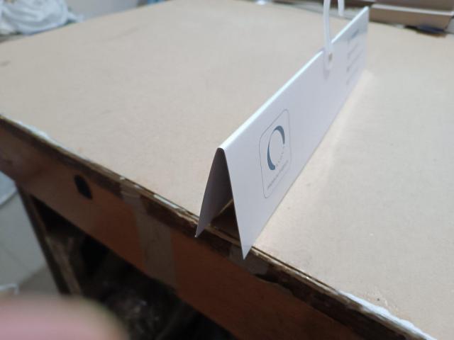 Хангери для зразків матеріалів