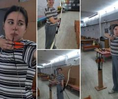 Подарунок жінці в Києві — стрільба з лука як яскраве враження